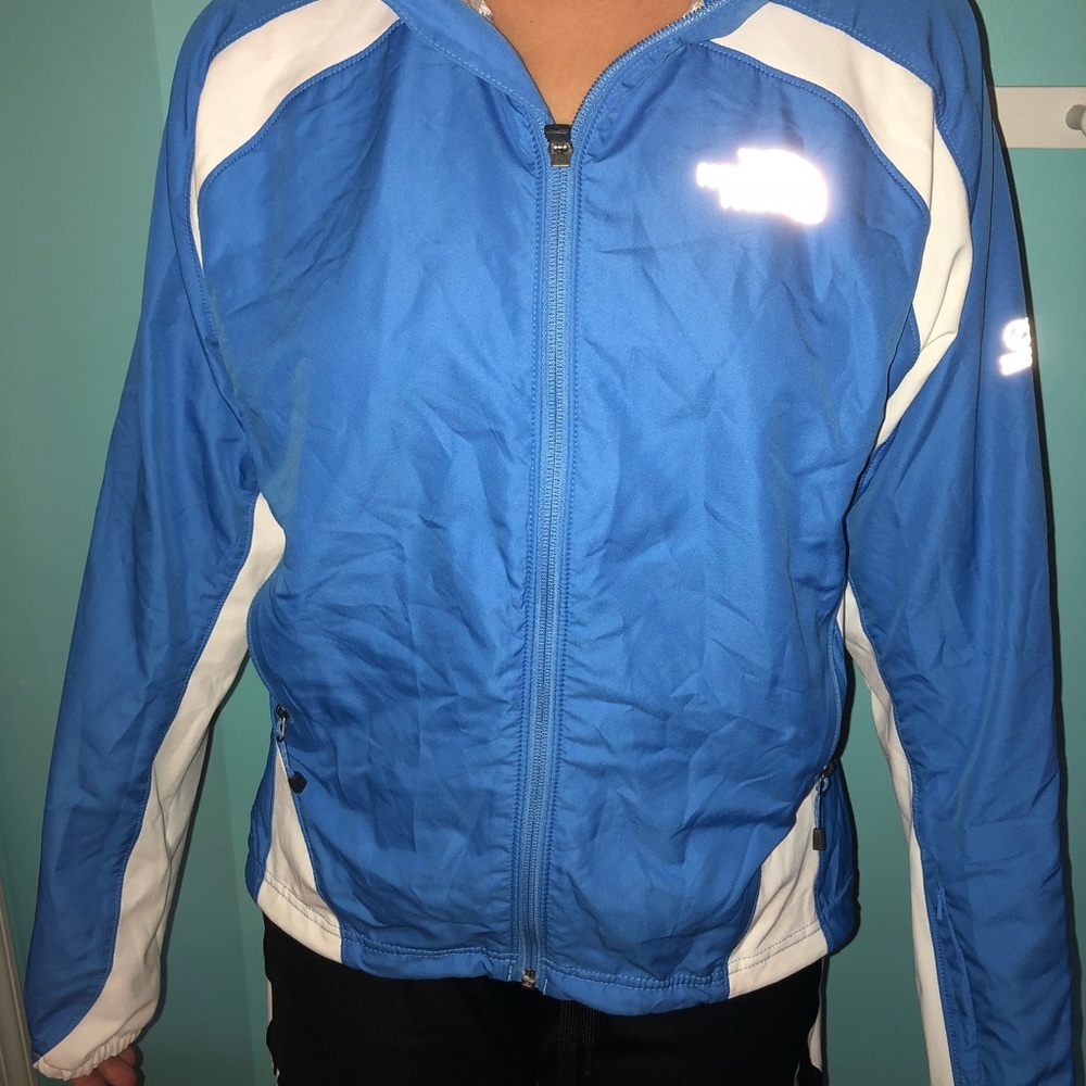North face wind breaker